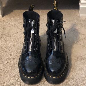 Dr. Marten Sinclair boot